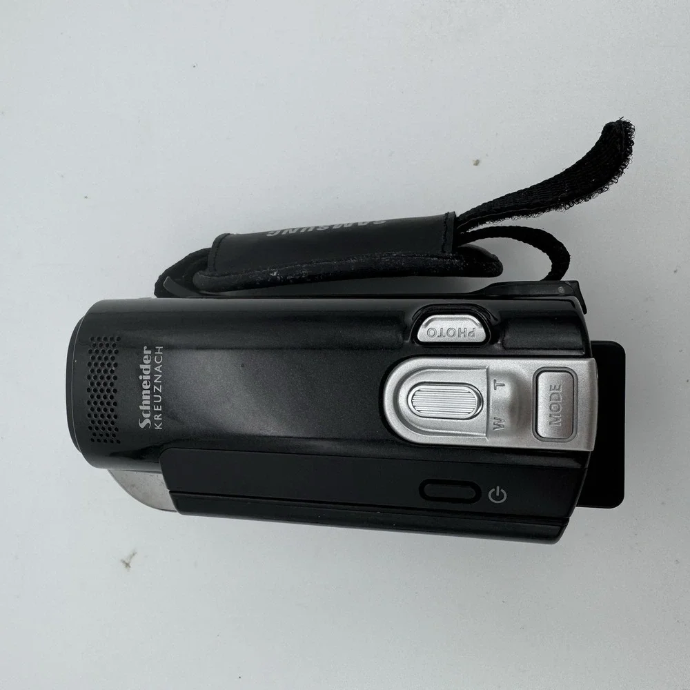 Samsung SMX-F40BN/XAA Camcorder Digital Video Camera 65x Zoom - Untested